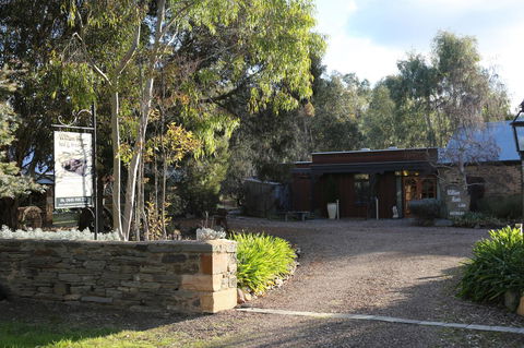 William Hunt's Retreat - Cypress Studio - Hotel Gold Coast 15