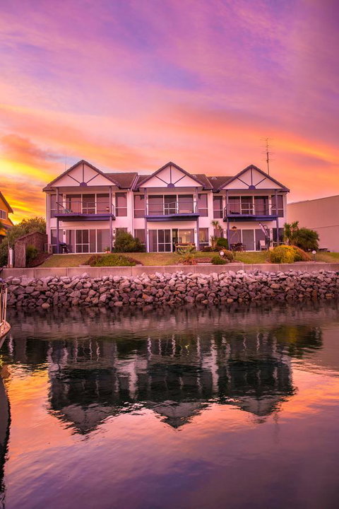 Marina Reflections - Hotel Gold Coast 10
