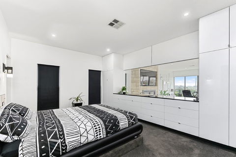 KENNEDY EXECUTIVE TOWNHOUSE - Hotel Gold Coast 11