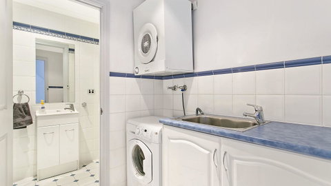 Salt Waterfront Apartment - Hotel Gold Coast 2