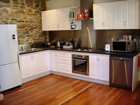 1860 Wine Country Cottages - Hotel Gold Coast 17