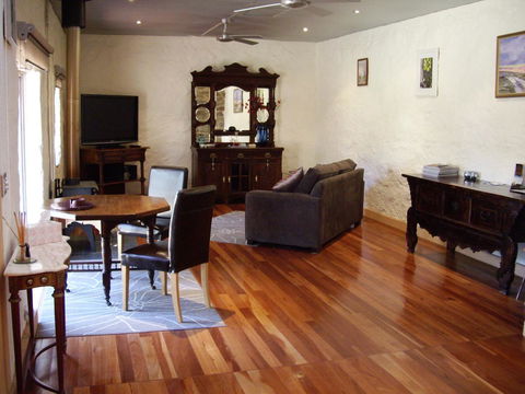 1860 Wine Country Cottages - Hotel Gold Coast 16