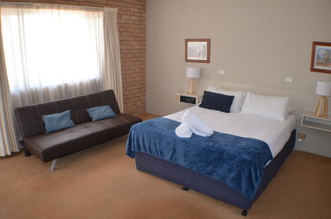 Deer Park Motor Inn Armidale - Hotel Gold Coast 8