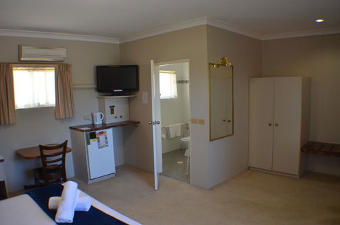 Deer Park Motor Inn Armidale - Hotel Gold Coast 34