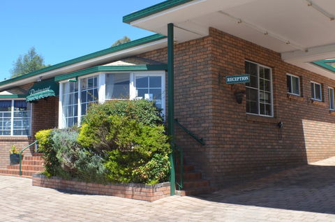 Deer Park Motor Inn Armidale - Hotel Gold Coast 24