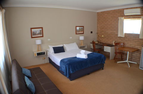 Deer Park Motor Inn Armidale - Hotel Gold Coast 7