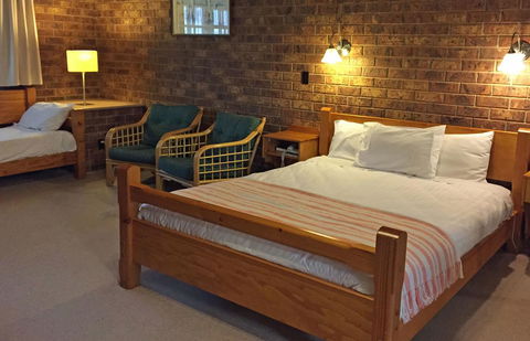 Coonawarra Place Motor Inn - Hotel Gold Coast 12