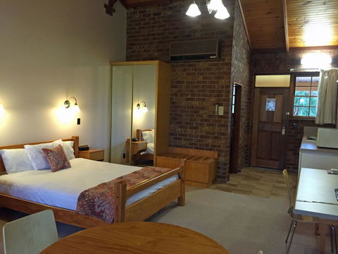 Coonawarra Place Motor Inn - Hotel Gold Coast 32