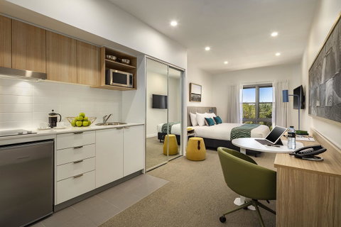 Quest Griffith - Hotel Gold Coast 0