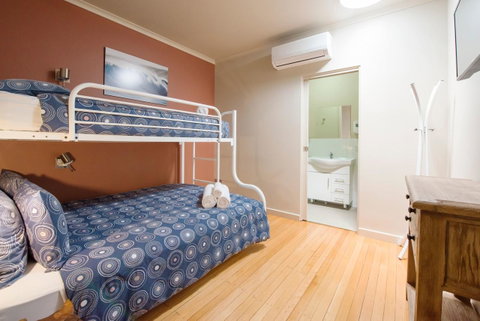 Port Lincoln Studio Apartments - Hotel Gold Coast 4