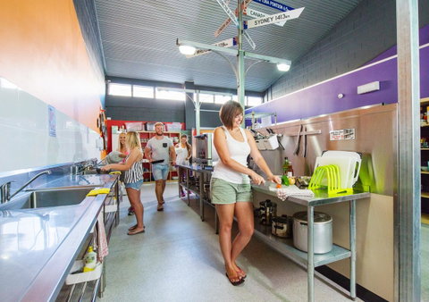 Port Lincoln Studio Apartments - Hotel Gold Coast 16