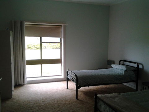Hilltop Escape - Hotel Gold Coast 4