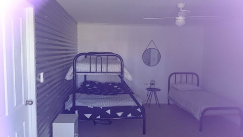 Hilltop Escape - Hotel Gold Coast 7