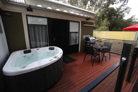 One Tree Bed And Breakfast - Hotel Gold Coast 13