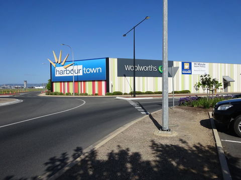 Aurora Holiday Apartment @West Beach - Hotel Gold Coast 26