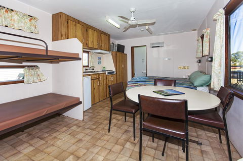 Echo Holiday Parks - Naracoorte - Hotel Gold Coast 1