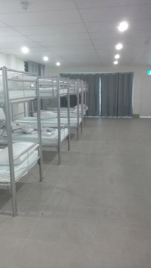 Perth City Backpackers Hostel - Note - Valid Passport Required To Check In - Hotel Gold Coast 19