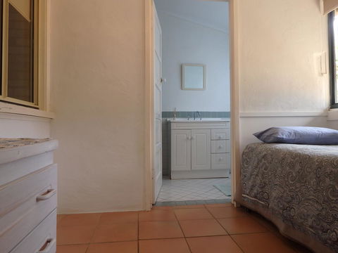 Lazy Lobster Holiday Units & Chalets - Hotel Gold Coast 13