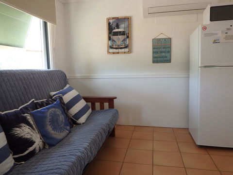 Lazy Lobster Holiday Units & Chalets - Hotel Gold Coast 14