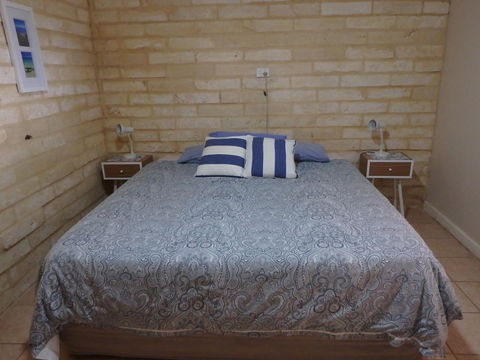 Lazy Lobster Holiday Units & Chalets - Hotel Gold Coast 11