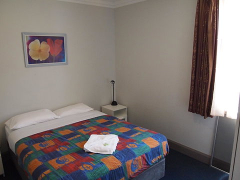 The Emperors Crown Hostel - Hotel Gold Coast 40