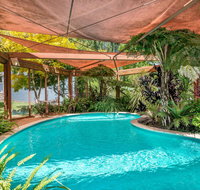 Chimes Spa Retreat - Hotel Gold Coast