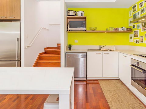 Home Apartment - Perth City Centre - Free WiFi - Hotel Gold Coast 9