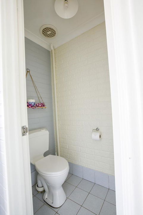 Shark Bay Seafront Apartments - Hotel Gold Coast 7