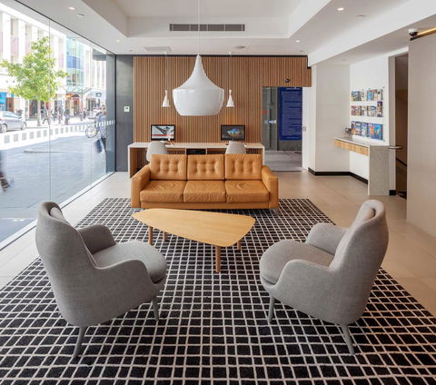 Holiday Inn Perth City Centre, An IHG Hotel - Hotel Gold Coast 4