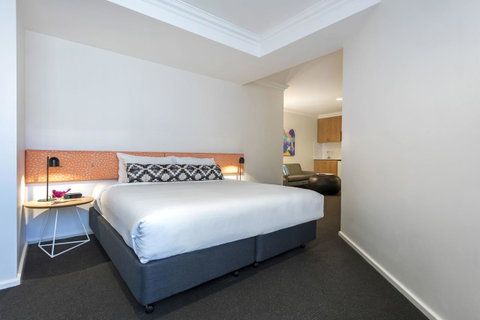 Oaks Perth Hotel - Hotel Gold Coast 2