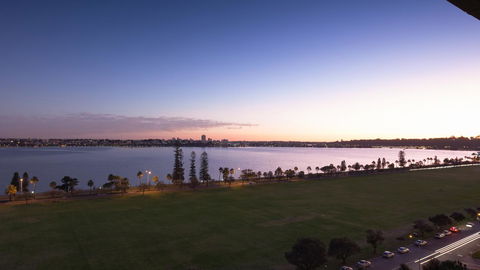 Crowne Plaza Perth, An IHG Hotel - Hotel Gold Coast 1