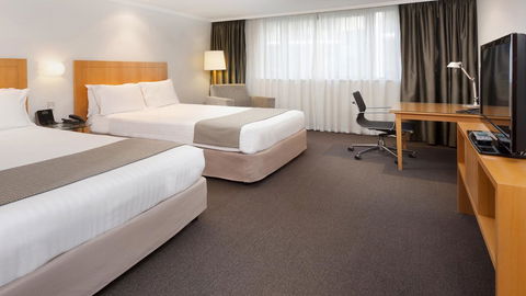 Crowne Plaza Perth, An IHG Hotel - Hotel Gold Coast 10