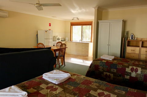 Travellers Rest Motel - Hotel Gold Coast 14