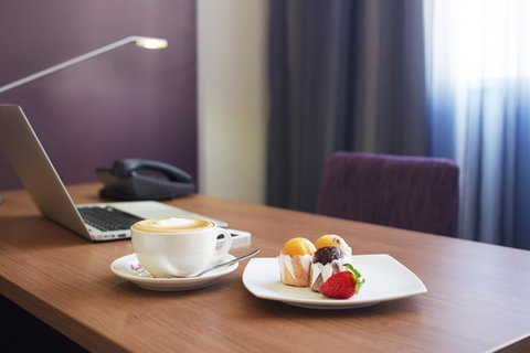 Quality Hotel Ambassador Perth - Hotel Gold Coast 11