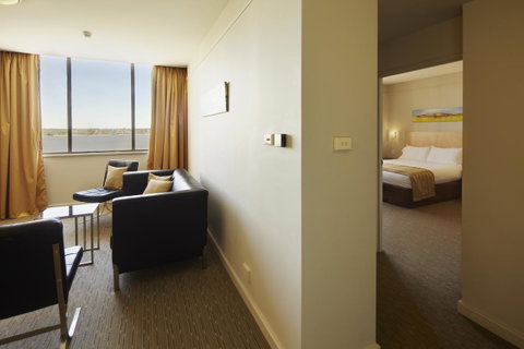 Quality Hotel Ambassador Perth - Hotel Gold Coast 24
