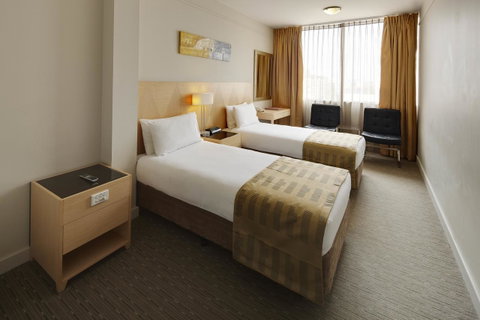 Quality Hotel Ambassador Perth - Hotel Gold Coast 22
