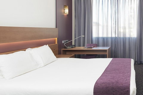Quality Hotel Ambassador Perth - Hotel Gold Coast 5