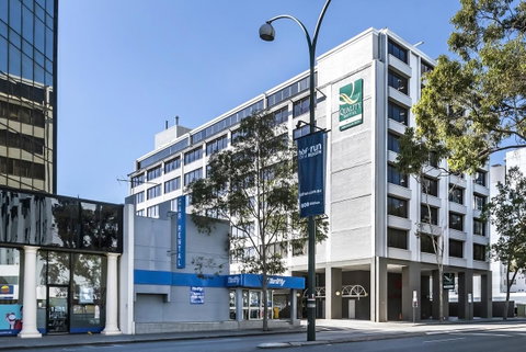 Quality Hotel Ambassador Perth - Hotel Gold Coast 1