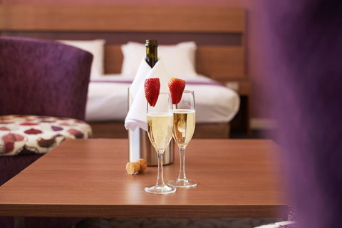 Quality Hotel Ambassador Perth - Hotel Gold Coast 8
