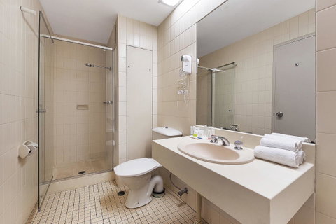 Quality Hotel Ambassador Perth - Hotel Gold Coast 23