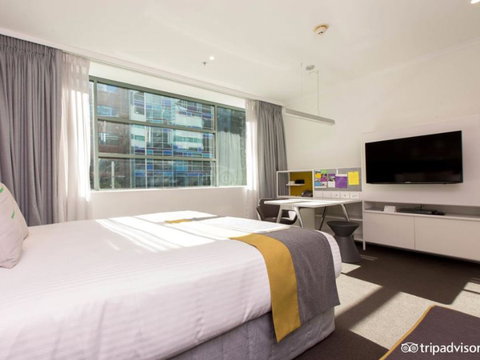 Citadines St Georges Terrace - Hotel Gold Coast 11