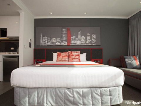 Citadines St Georges Terrace - Hotel Gold Coast 2