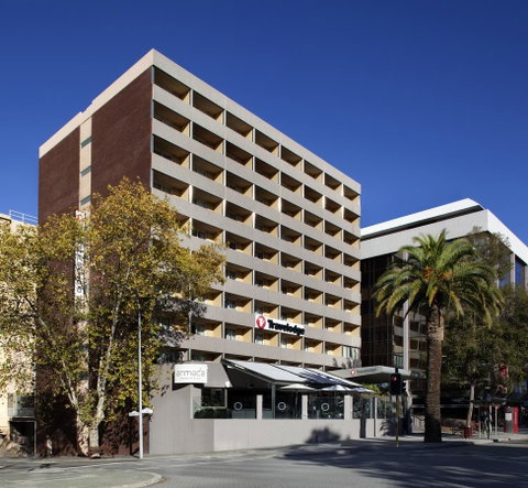 Mercure Perth On Hay - Hotel Gold Coast 1