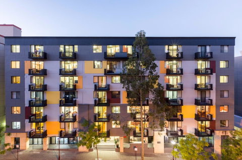 Mont Clare Boutique Apartments - Hotel Gold Coast 0