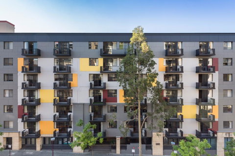 Mont Clare Boutique Apartments - Hotel Gold Coast 3