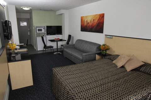 Comfort Inn & Suites Goodearth Perth - Hotel Gold Coast 18