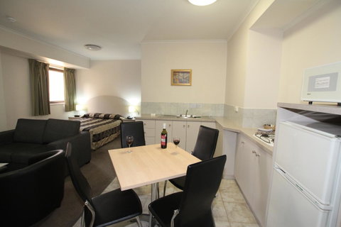 Comfort Inn & Suites Goodearth Perth - Hotel Gold Coast 24