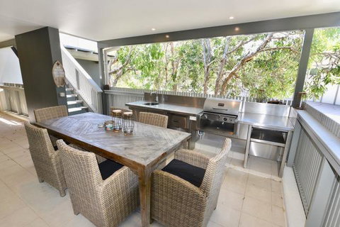 East On Byron - Hotel Gold Coast 11