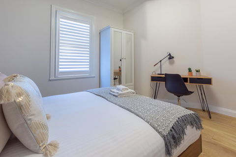Heritage Townhouse Near Harbour Bridge - Hotel Gold Coast 6