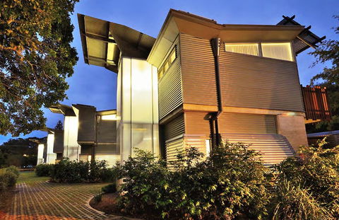 Crescent Head Spa Villa - Hotel Gold Coast 24